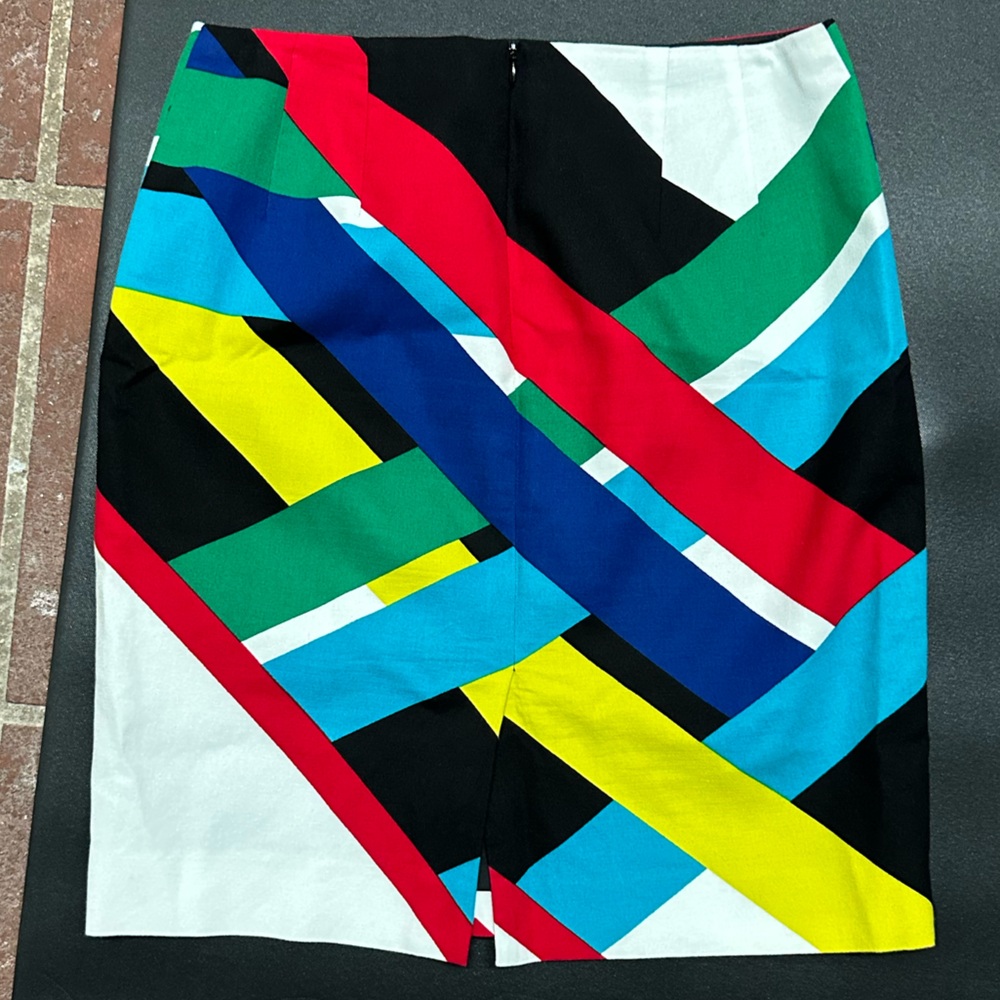 CARLISLE SKIRT - Picture 4 of 4